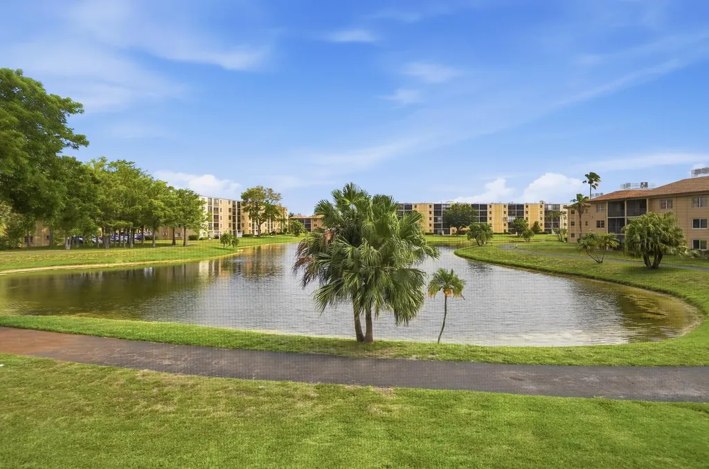 7900 NW 50th Street Lauderhill FL 33351