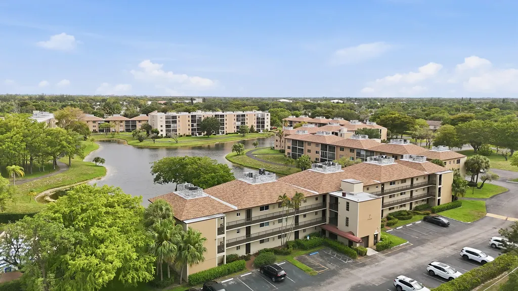 7900 NW 50th Street Lauderhill FL 33351