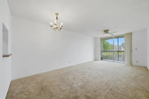 7900 NW 50th Street Lauderhill FL 33351