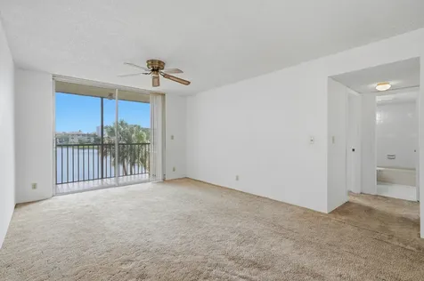 7900 NW 50th Street Lauderhill FL 33351