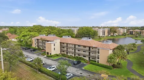7900 NW 50th Street Lauderhill FL 33351