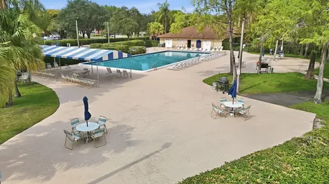 7900 NW 50th Street Lauderhill FL 33351