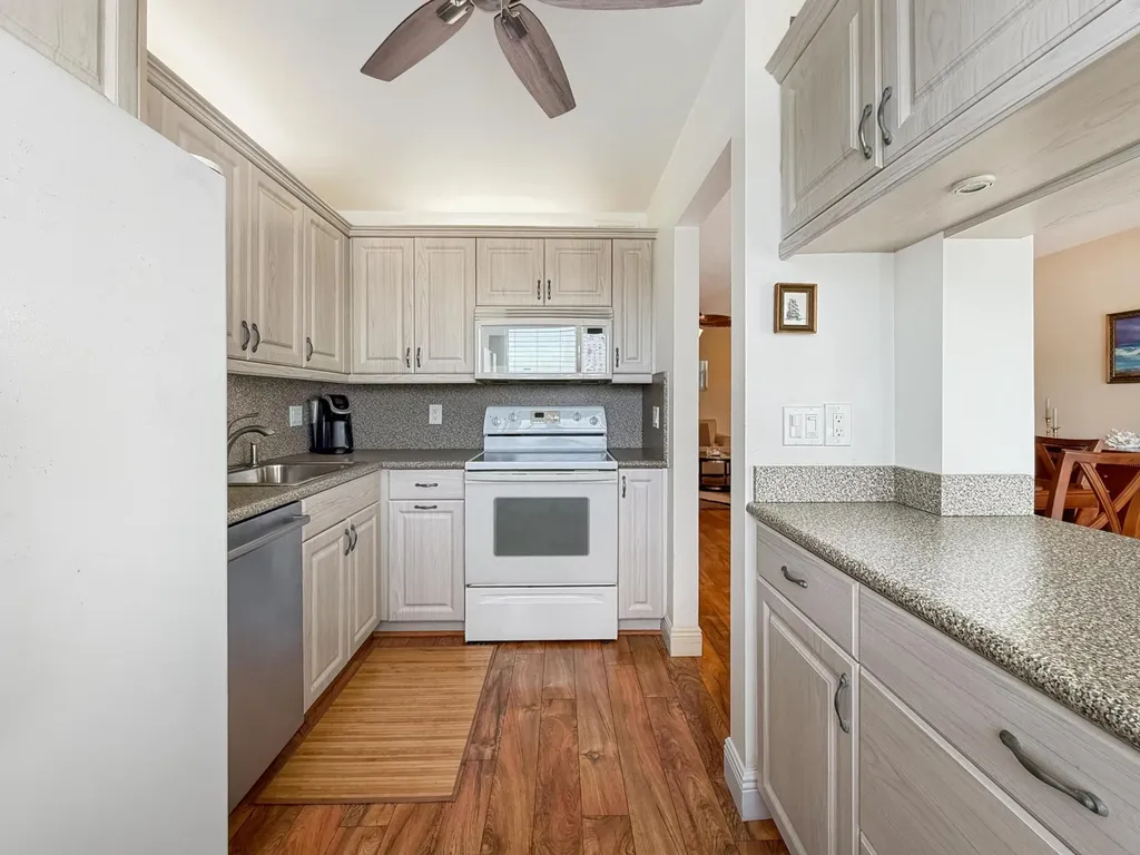 8 Colonial Club Drive Boynton Beach FL 33435