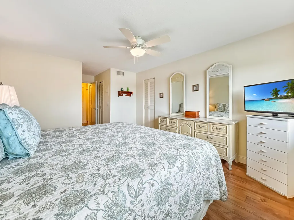 8 Colonial Club Drive Boynton Beach FL 33435