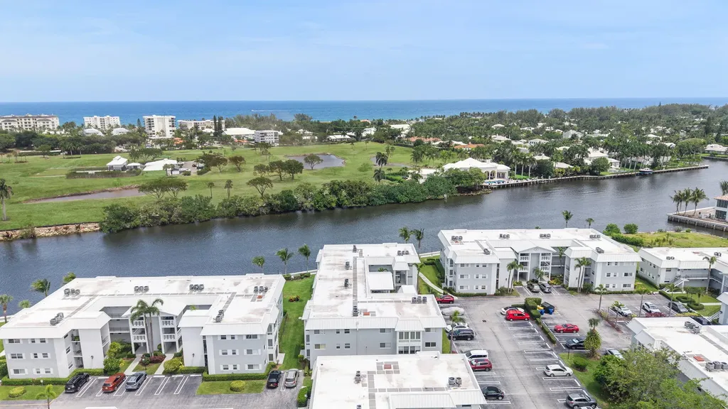 8 Colonial Club Drive Boynton Beach FL 33435