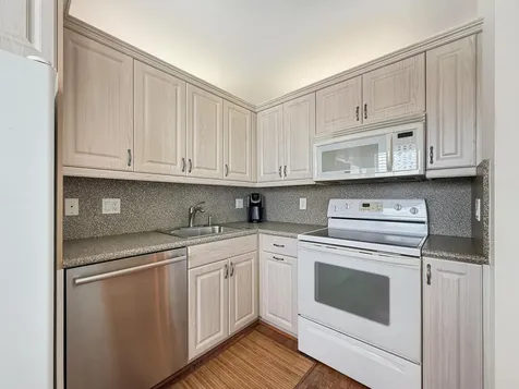 8 Colonial Club Drive Boynton Beach FL 33435