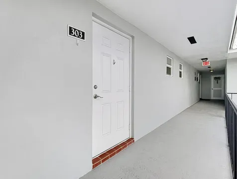 8 Colonial Club Drive Boynton Beach FL 33435