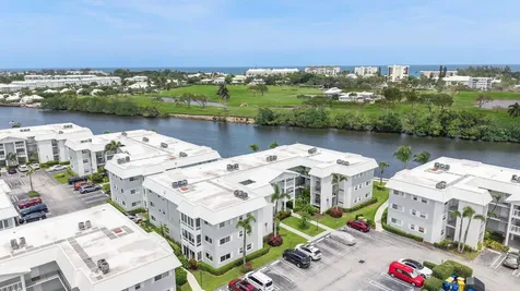 8 Colonial Club Drive Boynton Beach FL 33435