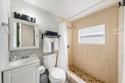 719 SW 2nd Court Delray Beach FL 33444