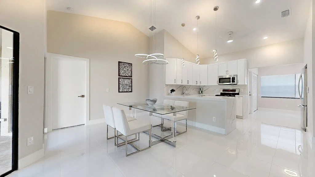 5794 W Parkwalk Circle E Boynton Beach FL 33472