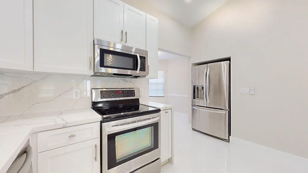5794 W Parkwalk Circle E Boynton Beach FL 33472