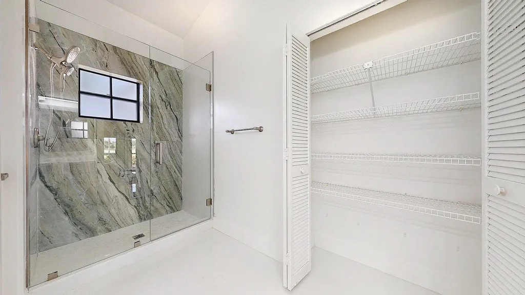 5794 W Parkwalk Circle E Boynton Beach FL 33472