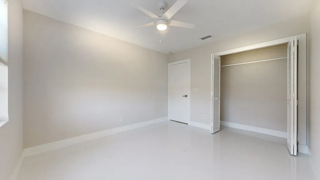 5794 W Parkwalk Circle E Boynton Beach FL 33472