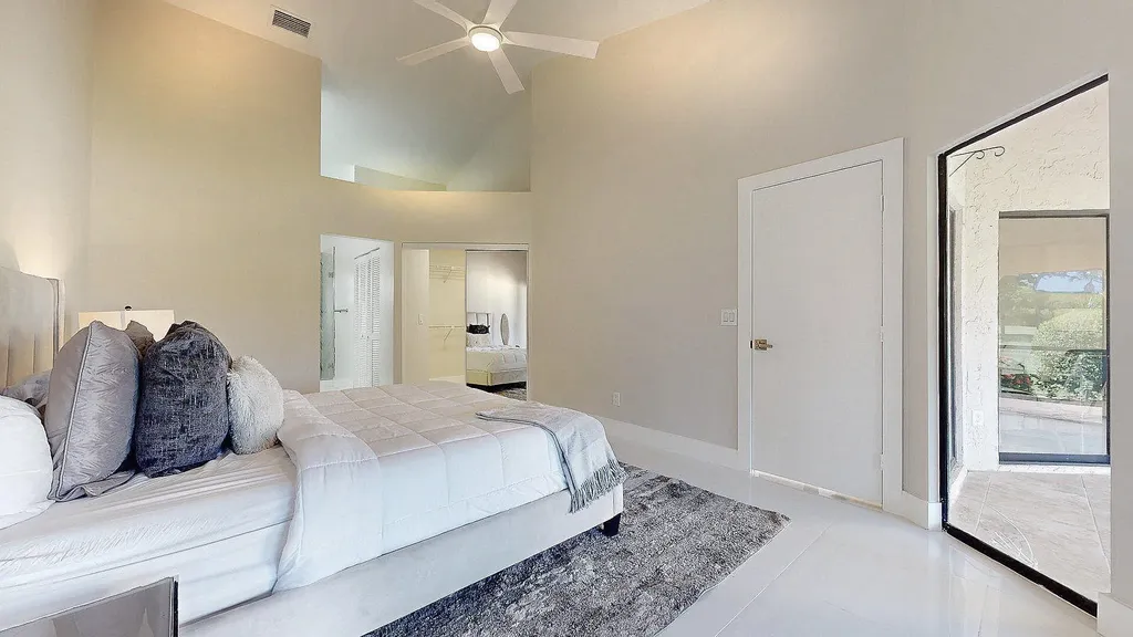 5794 W Parkwalk Circle E Boynton Beach FL 33472