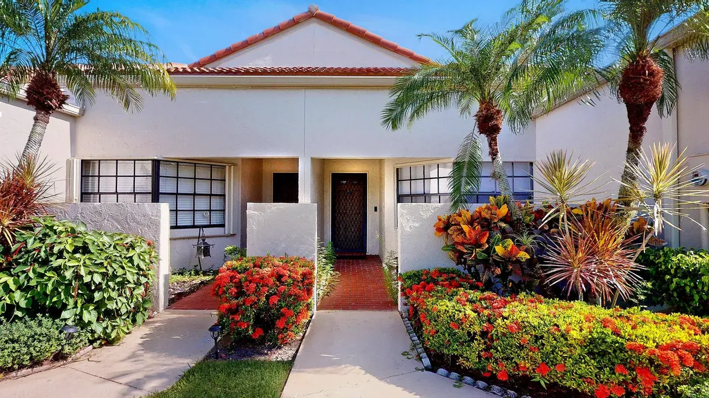 5794 W Parkwalk Circle E Boynton Beach FL 33472