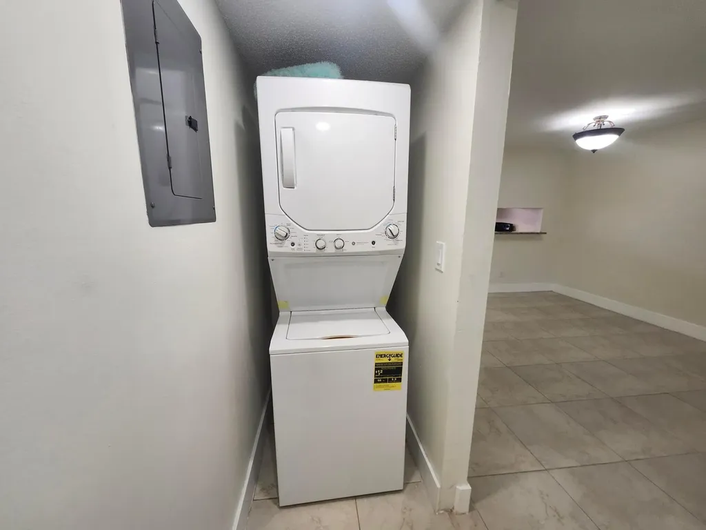 3470 Foxcroft Road Miramar FL 33025