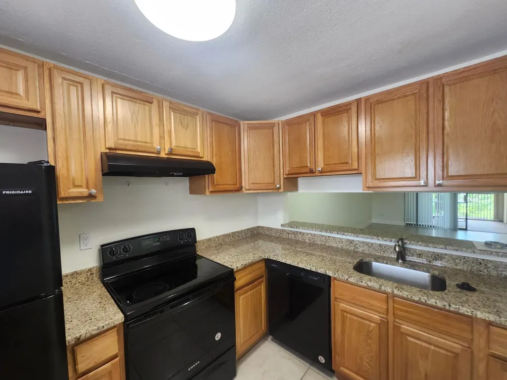 3470 Foxcroft Road Miramar FL 33025