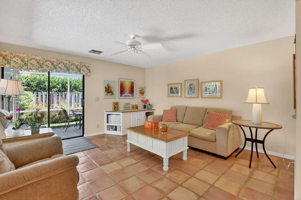 18265 181st Circle S Boca Raton FL 33498