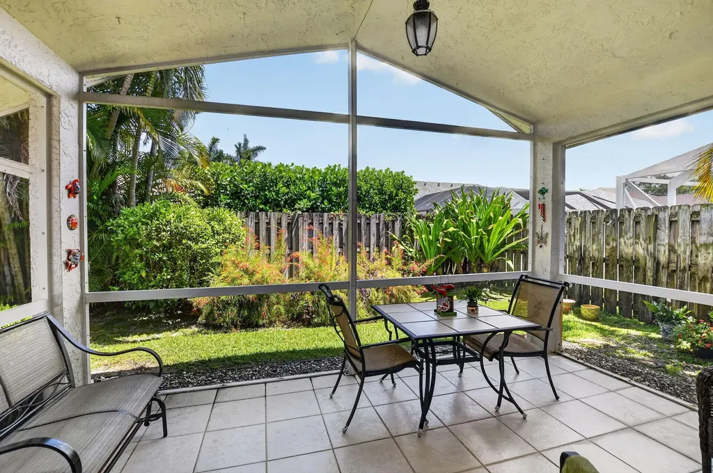 18265 181st Circle S Boca Raton FL 33498