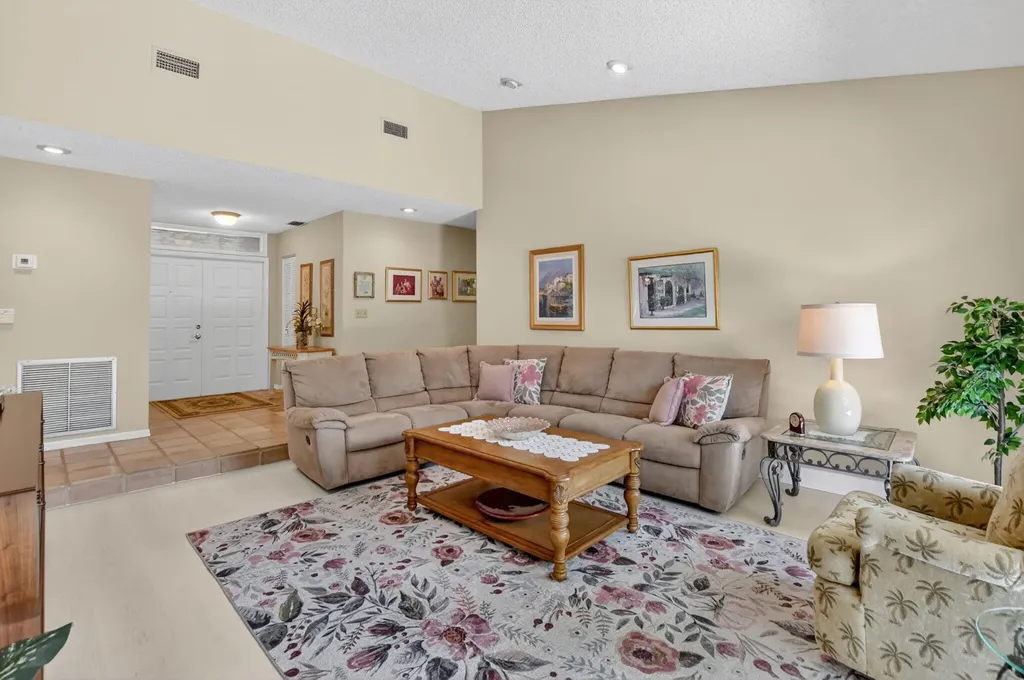 18265 181st Circle S Boca Raton FL 33498