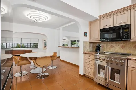 325 Coconut Isle Drive Fort Lauderdale FL 33301