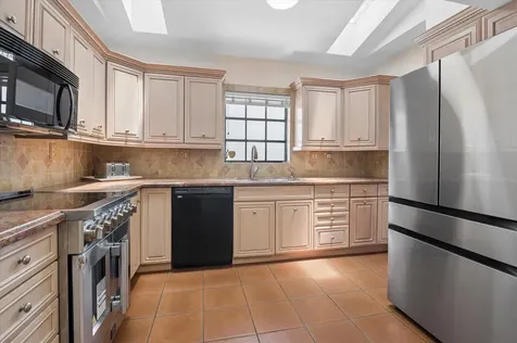 325 Coconut Isle Drive Fort Lauderdale FL 33301