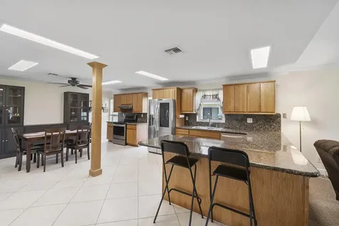 1320 NW 76th Avenue Plantation FL 33322