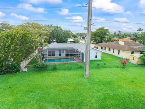 1320 NW 76th Avenue Plantation FL 33322