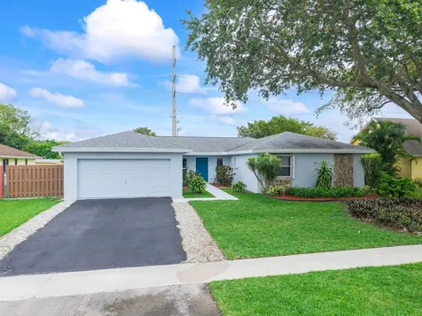 1320 NW 76th Avenue Plantation FL 33322
