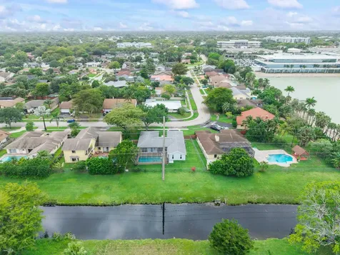 1320 NW 76th Avenue Plantation FL 33322