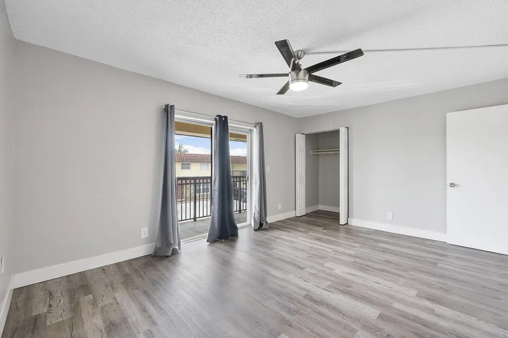 6659 SW 41st Place Davie FL 33314