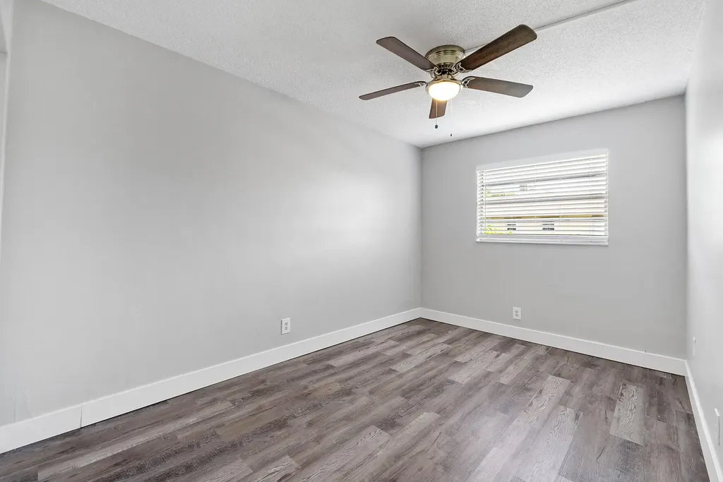 6659 SW 41st Place Davie FL 33314