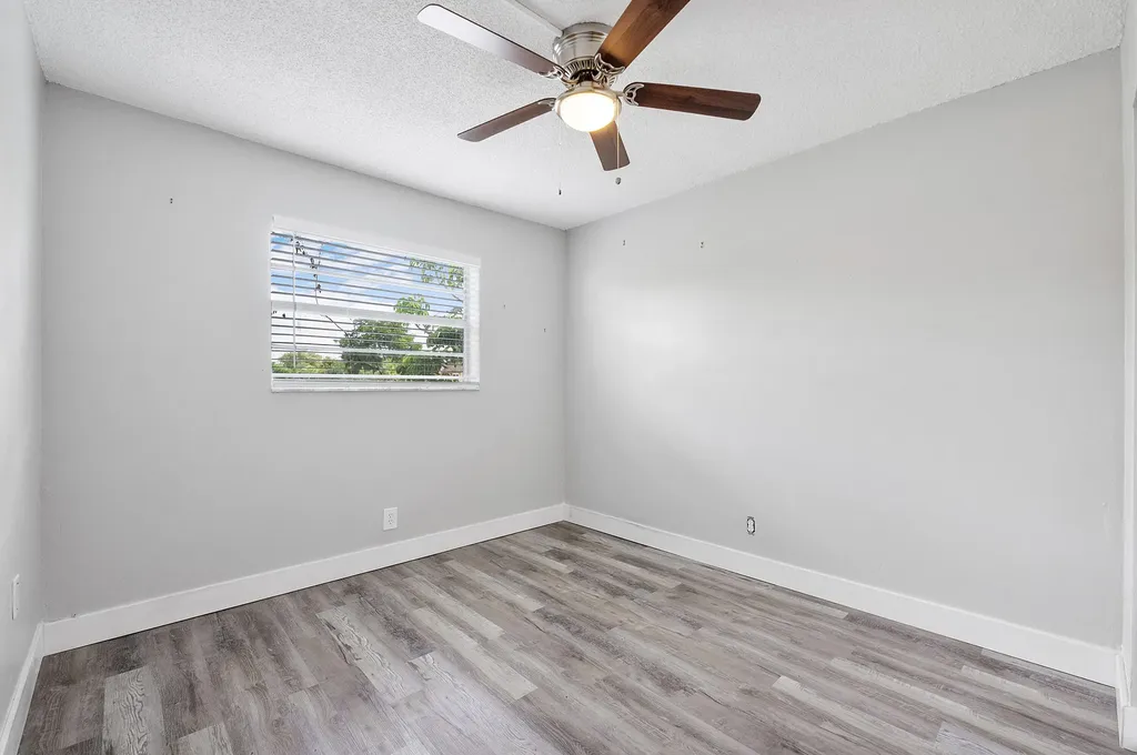 6659 SW 41st Place Davie FL 33314