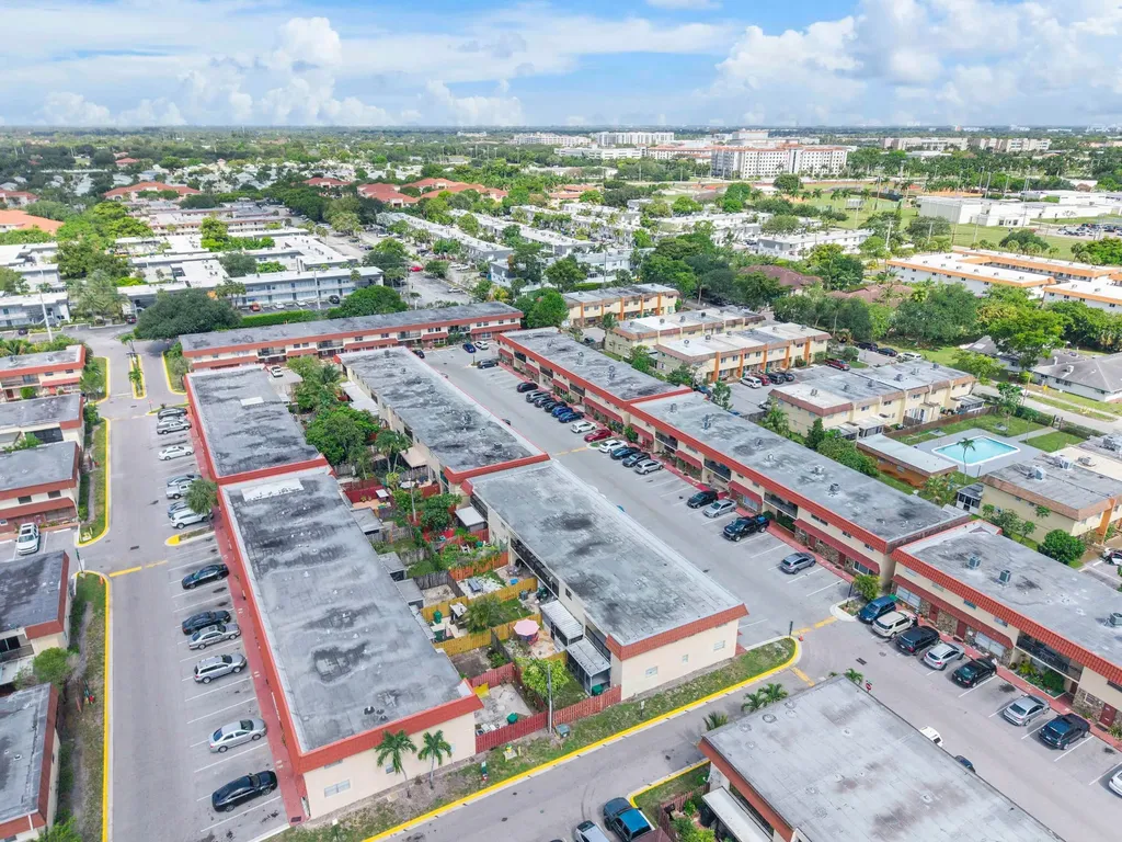 6659 SW 41st Place Davie FL 33314