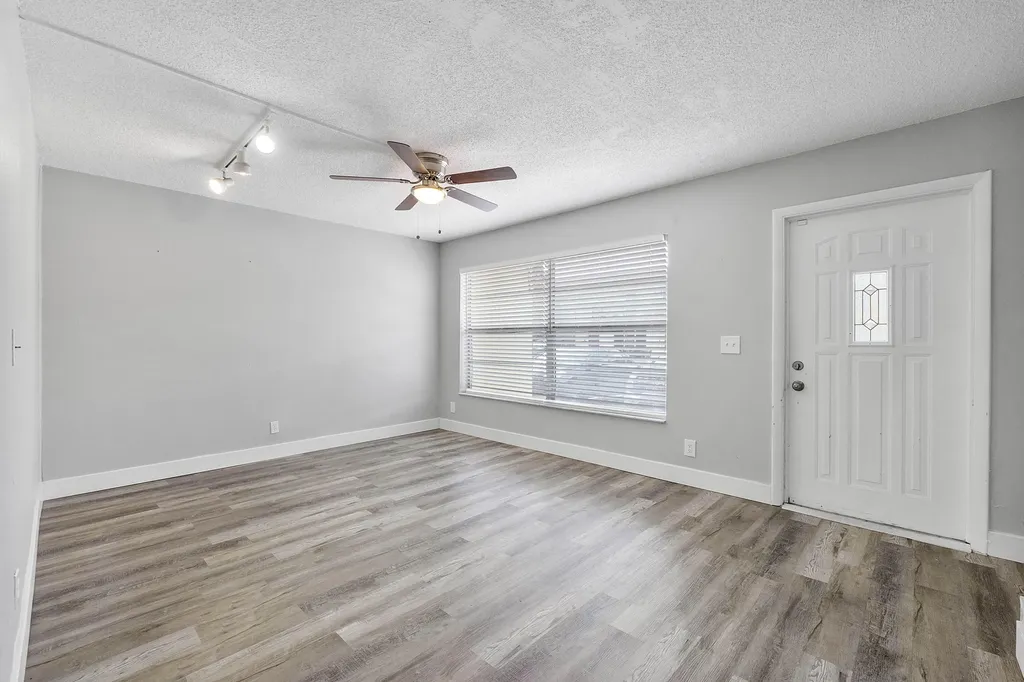 6659 SW 41st Place Davie FL 33314