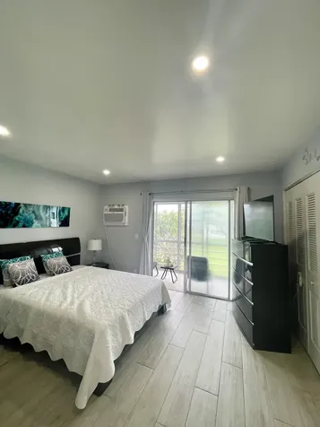 107 Kent G West Palm Beach FL 33417