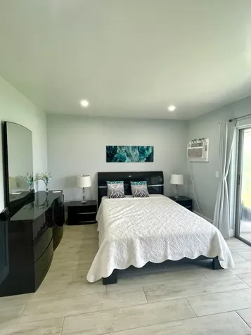 107 Kent G West Palm Beach FL 33417