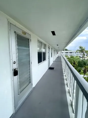 107 Kent G West Palm Beach FL 33417