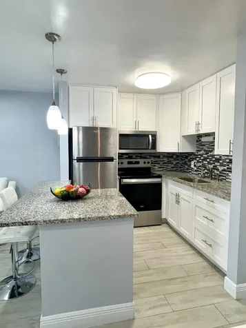 107 Kent G West Palm Beach FL 33417