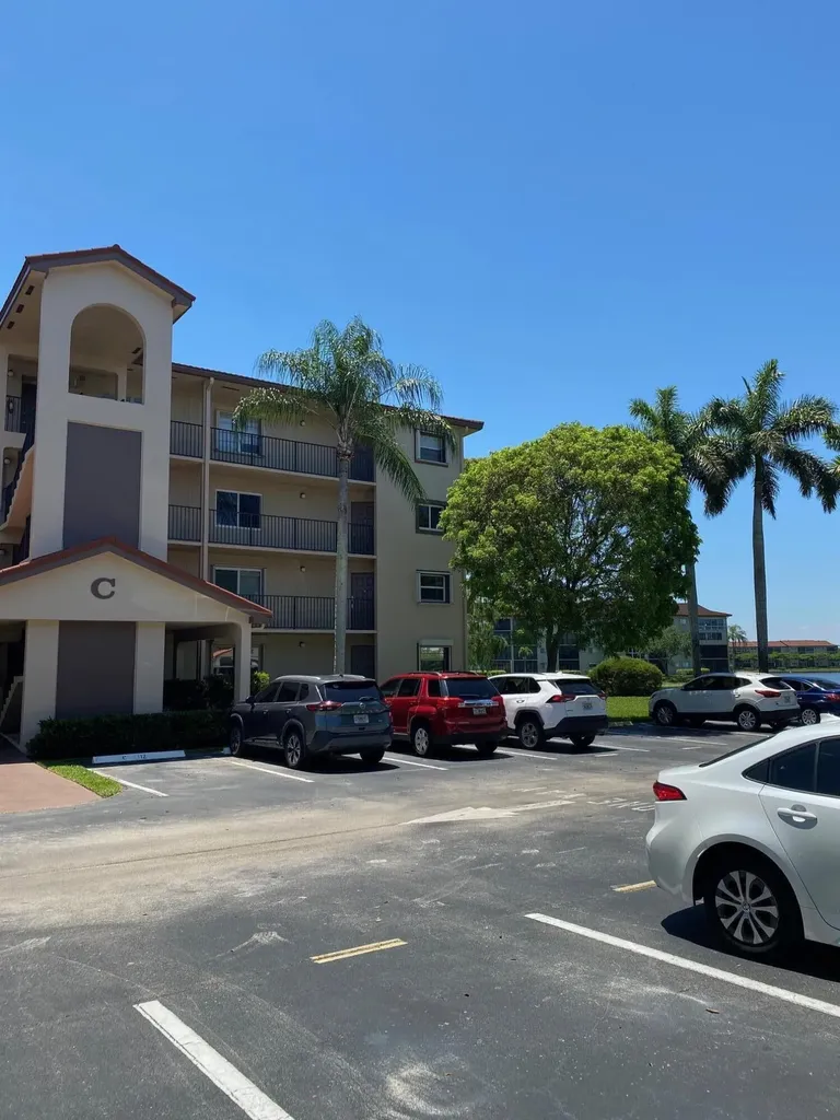 13100 SW 11th Court SW Pembroke Pines FL 33027