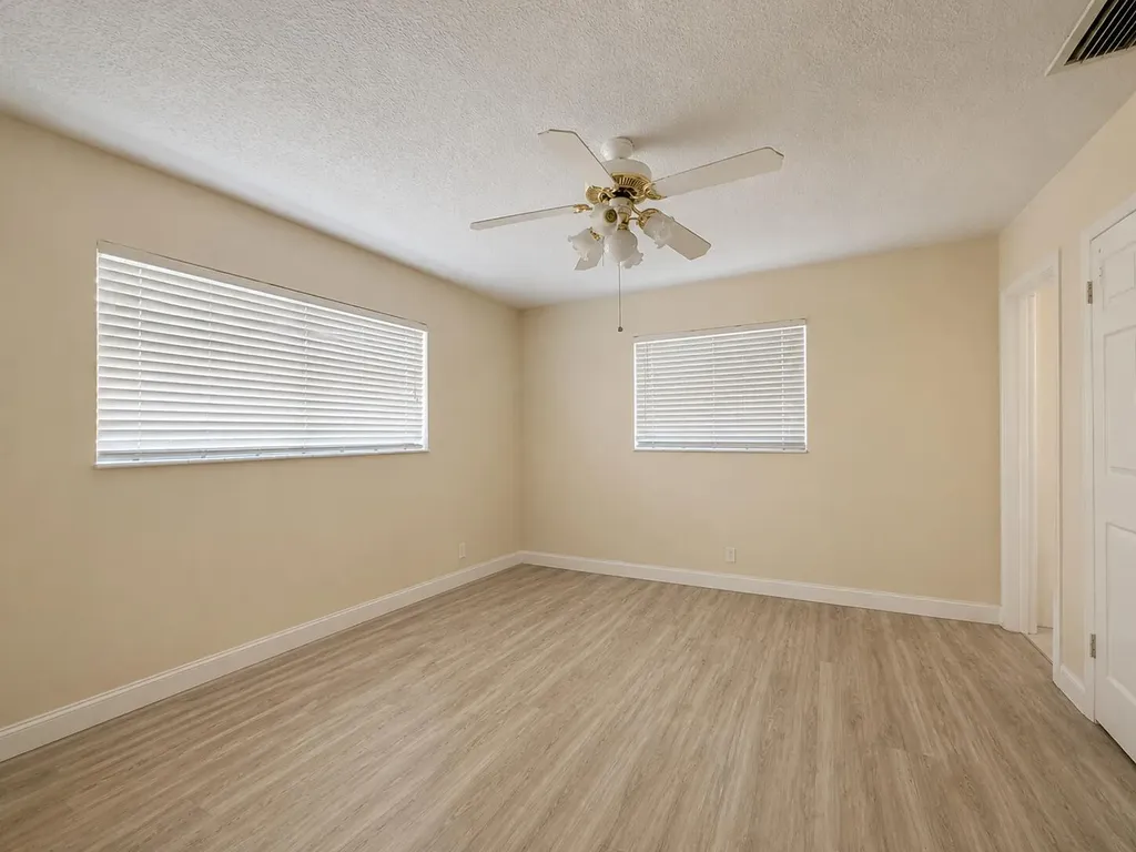 3941 NW 36th Terrace Lauderdale Lakes FL 33309