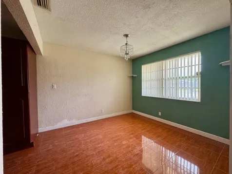 3941 NW 36th Terrace Lauderdale Lakes FL 33309