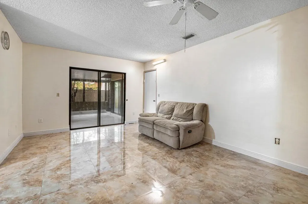 2780 Norfolk Pine Court Lake Worth FL 33462