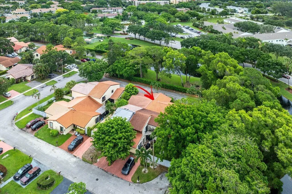 2780 Norfolk Pine Court Lake Worth FL 33462