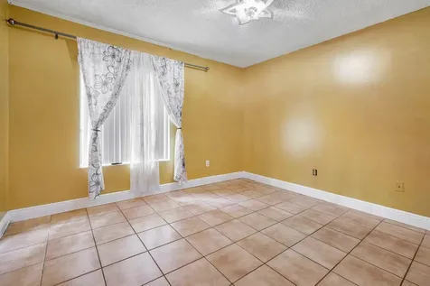 2780 Norfolk Pine Court Lake Worth FL 33462