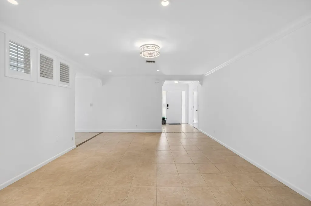 201 Del Rio Boulevard Boca Raton FL 33432