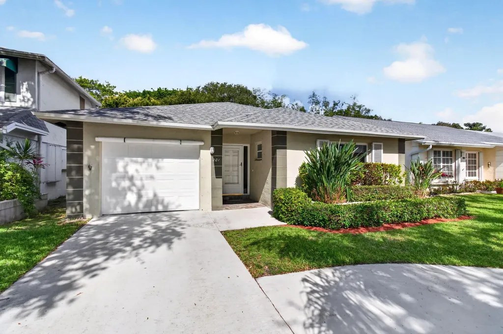 201 Del Rio Boulevard Boca Raton FL 33432
