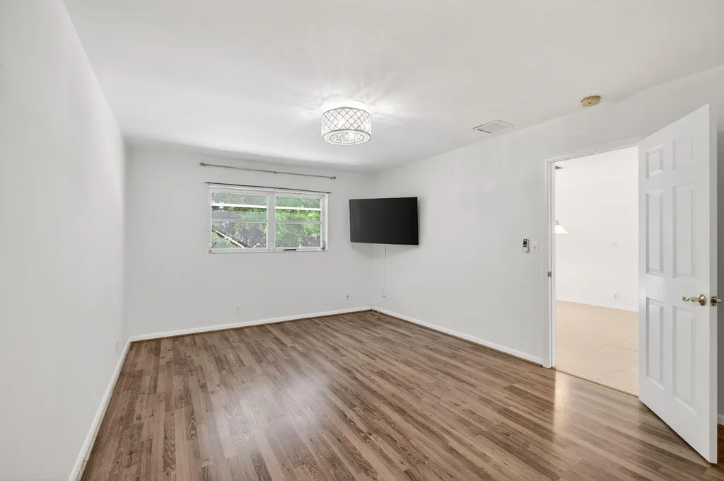 201 Del Rio Boulevard Boca Raton FL 33432