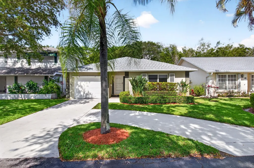201 Del Rio Boulevard Boca Raton FL 33432