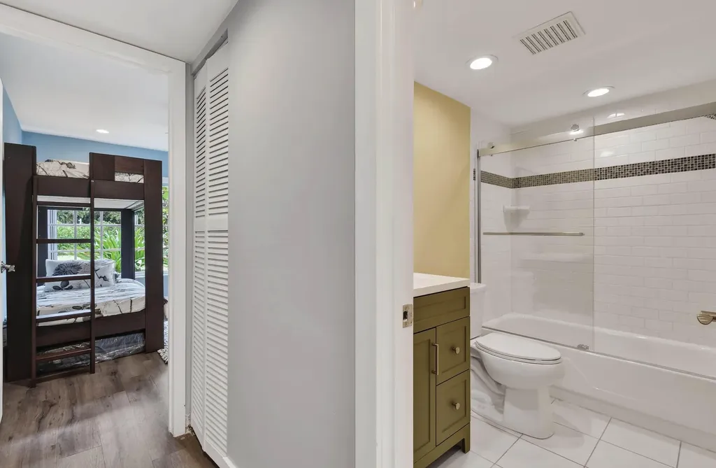 11521 Landing Place North Palm Beach FL 33408
